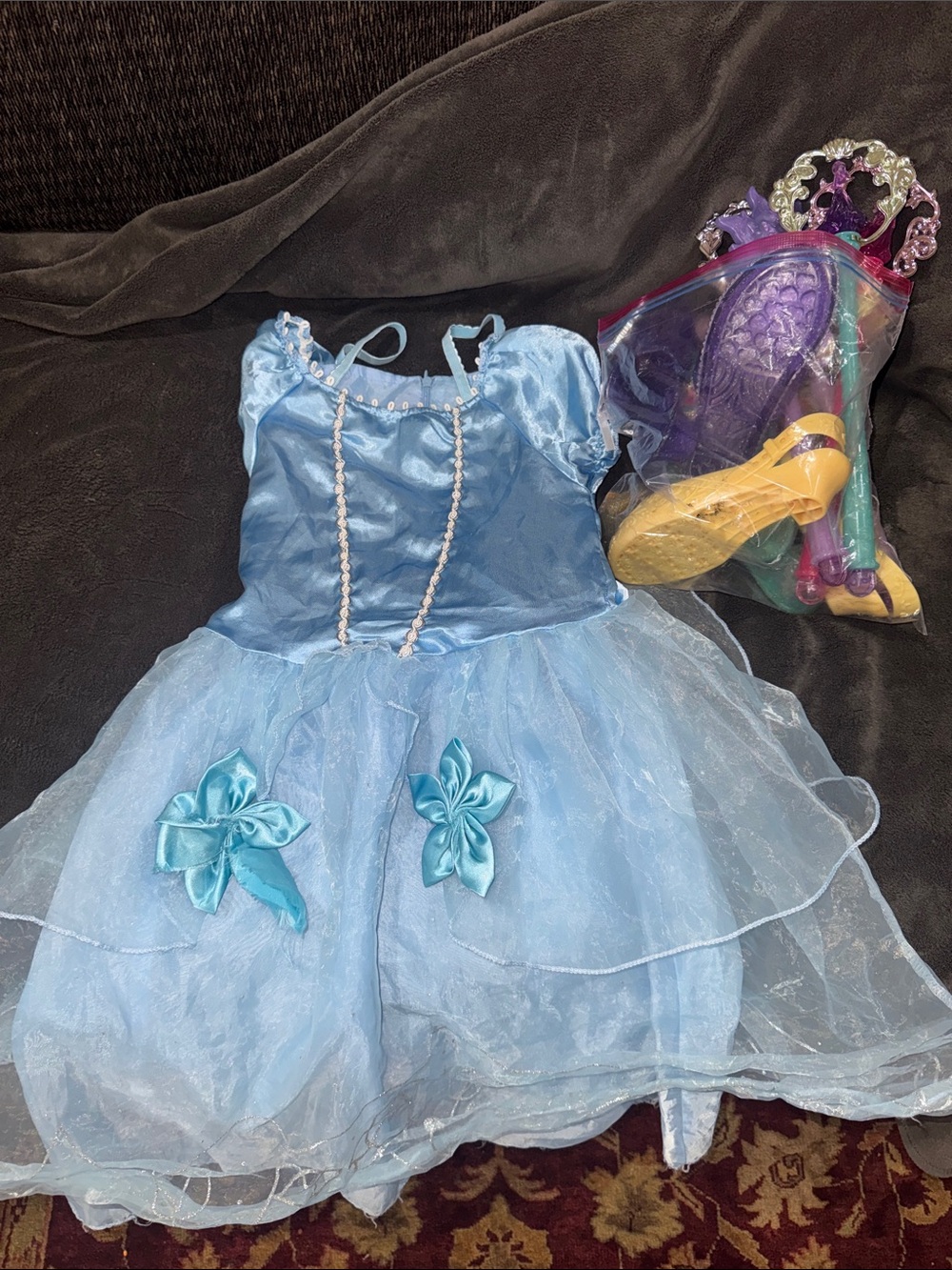 Girls Light Blue Princess Dress Costume . With Disney shoes and Wands!